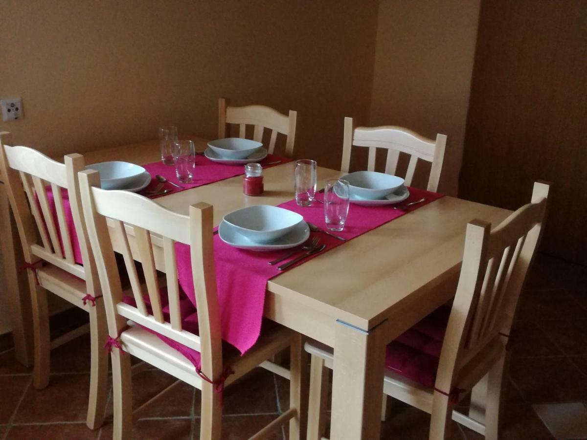Apartma Marjetica Blejska Dobrava Bagian luar foto