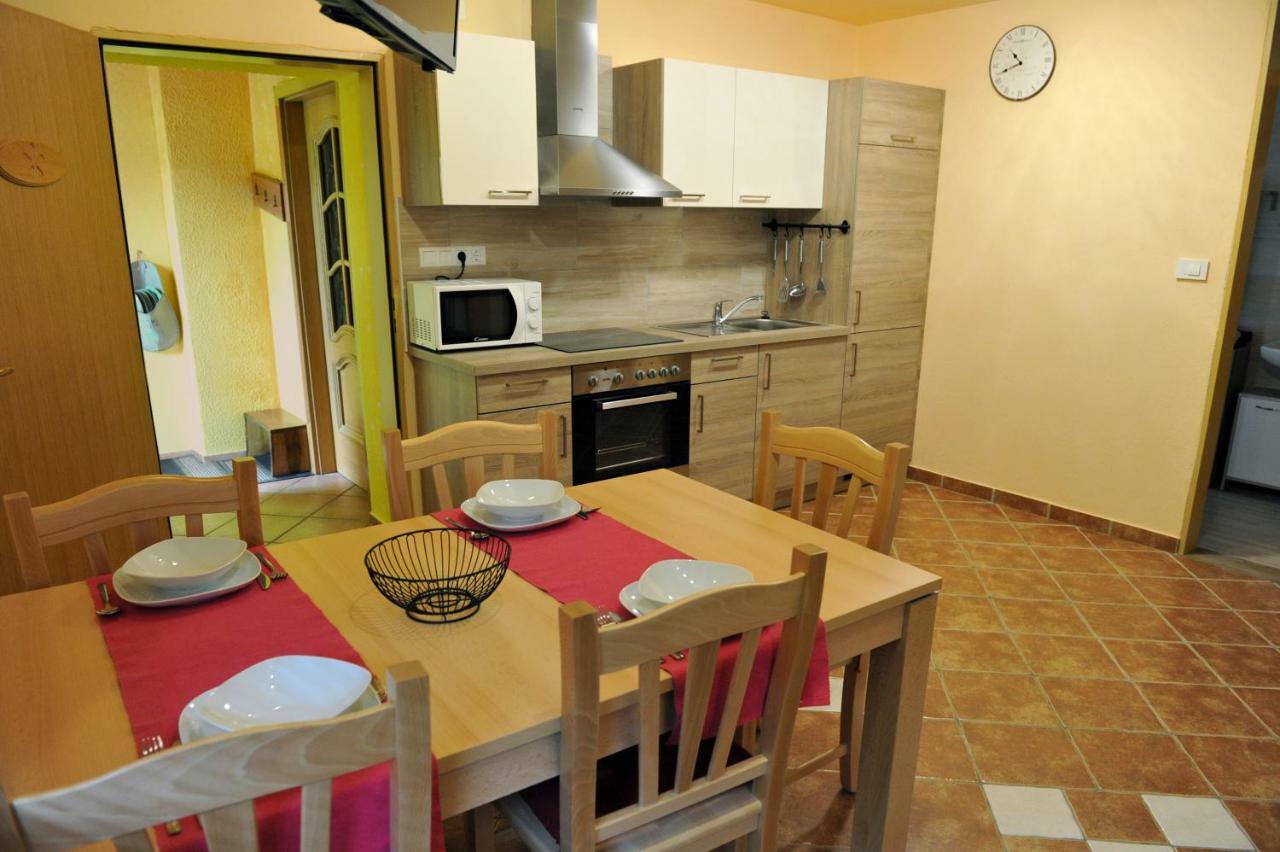 Apartma Marjetica Blejska Dobrava Bagian luar foto
