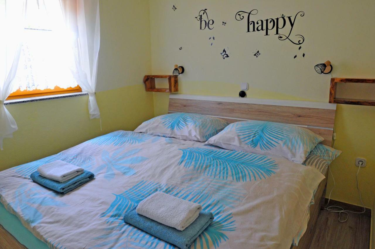 Apartma Marjetica Blejska Dobrava Bagian luar foto