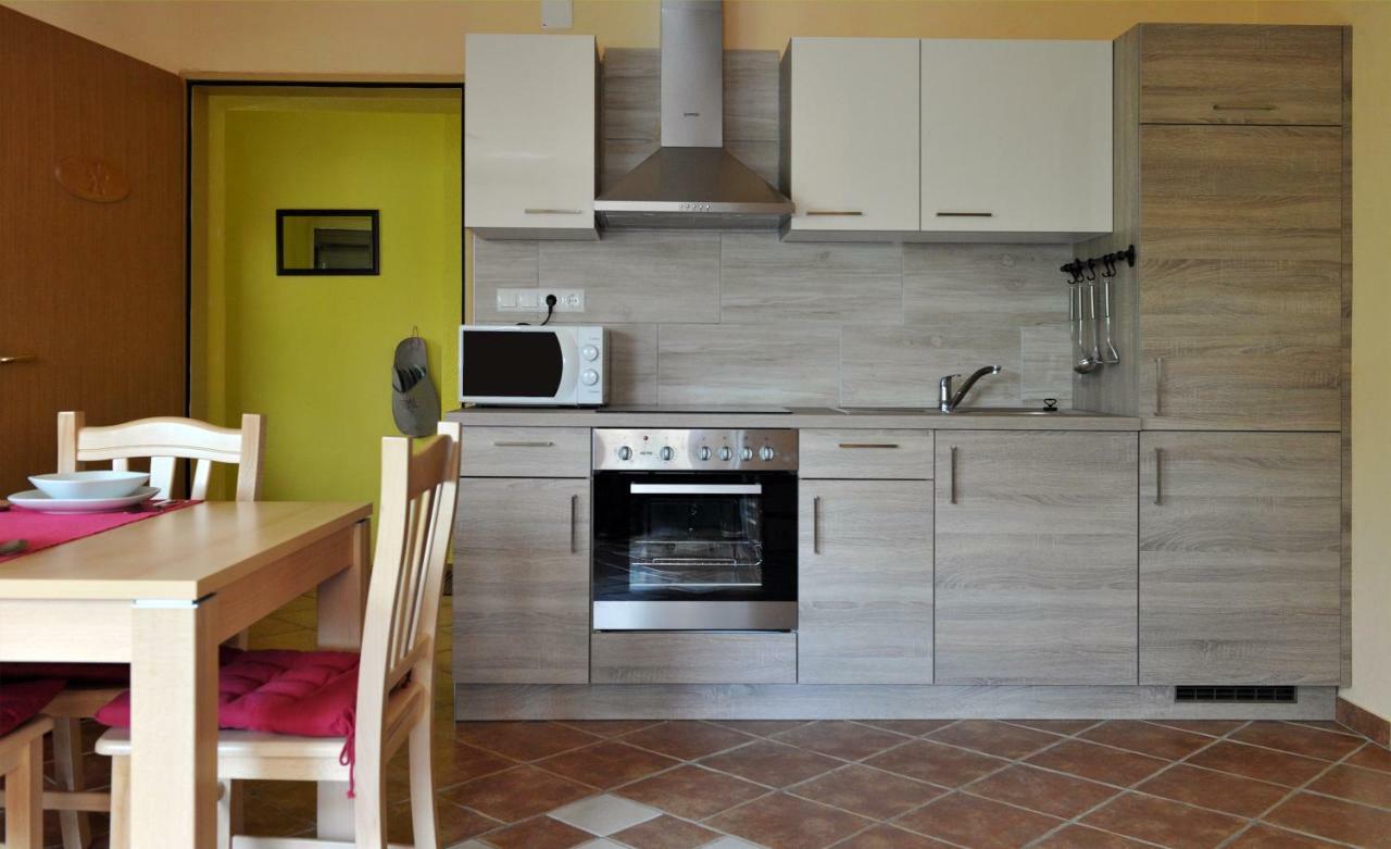 Apartma Marjetica Blejska Dobrava Bagian luar foto